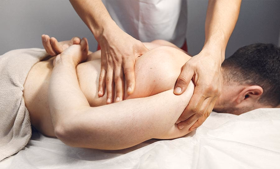 ¿Qué hacer si tienes problemas para respirar mientras haces ejercicios de recuperación de costillas rotas?