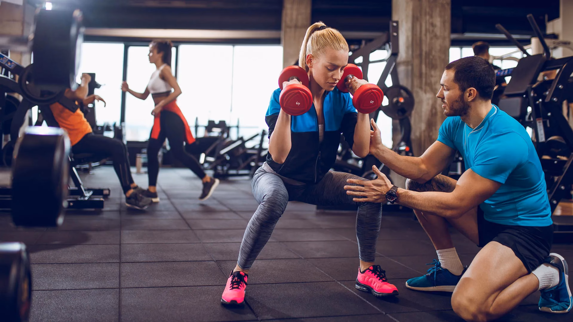 ¿Cómo puedo convertirme en entrenador personal?