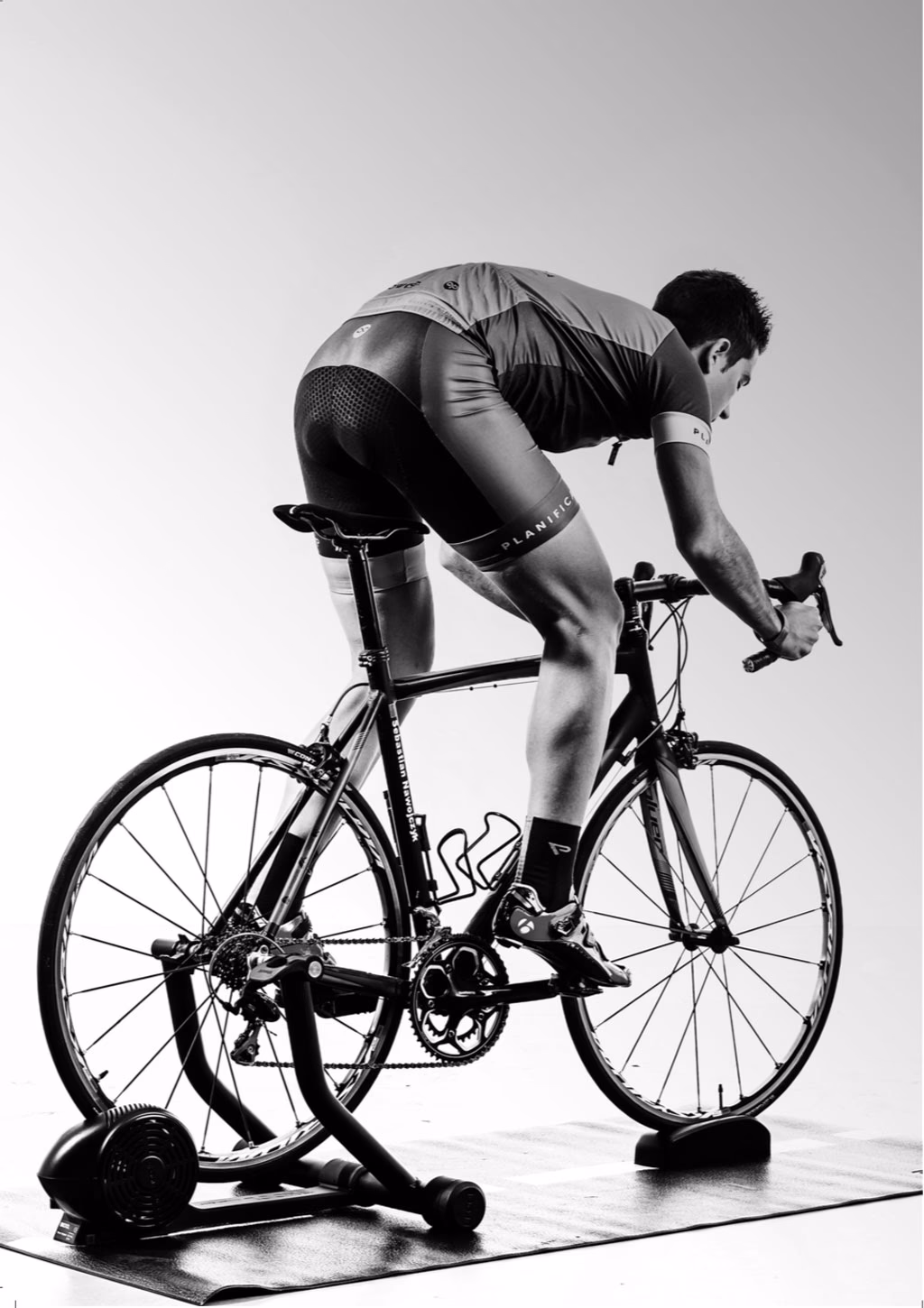 ¿Por qué es importante entrenar en rodillo durante el invierno?