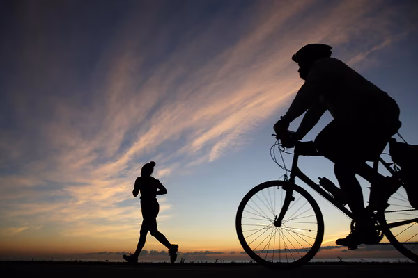 ¿Cómo hacer una carrera de ciclismo?