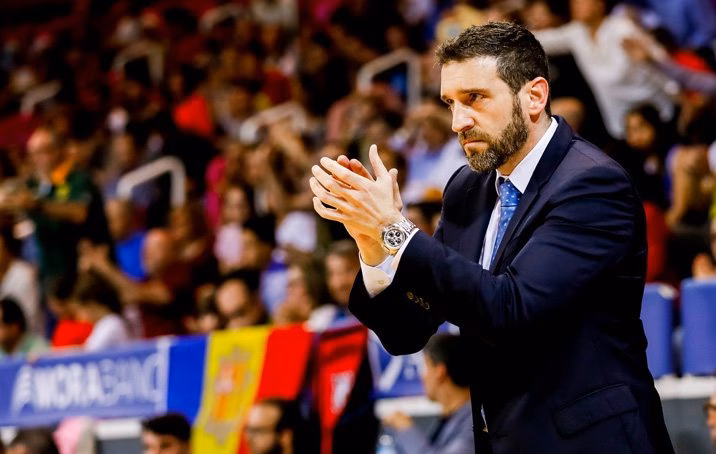 ¿Por qué Ibon Navarro es un buen estudiante?