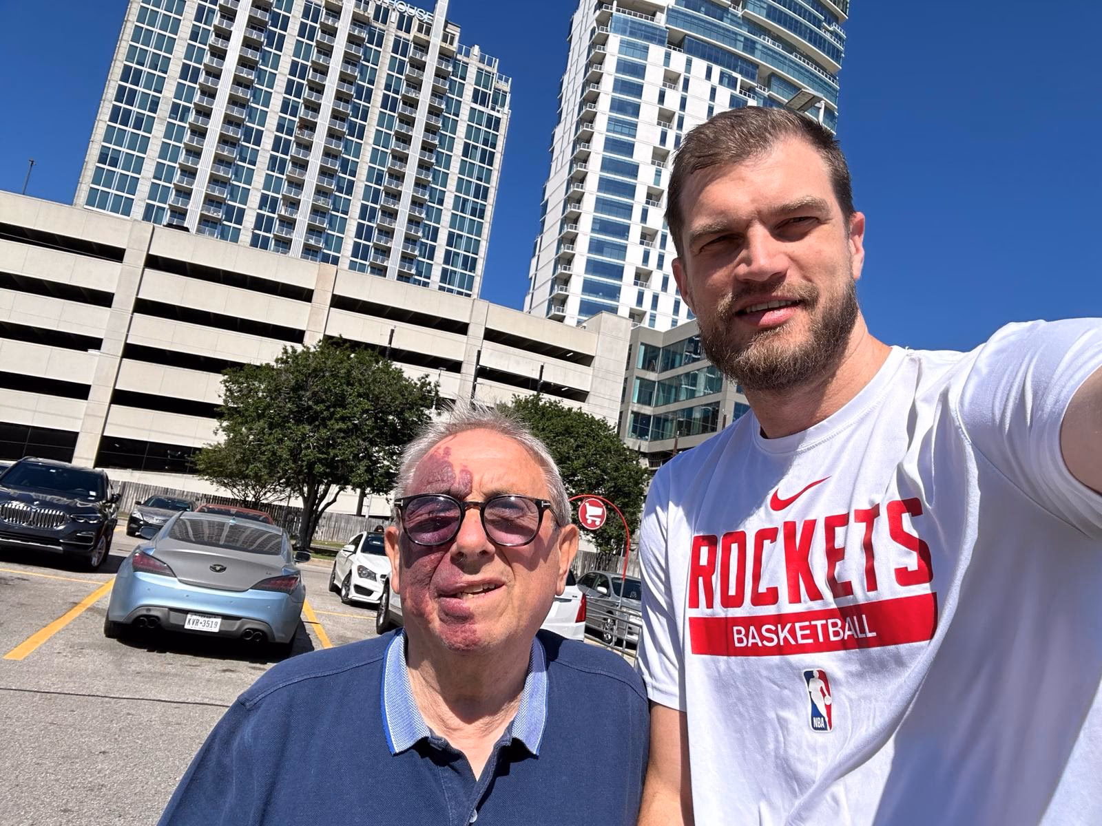 ¿Cuál es la relación entre Iñaki y Ainhoa Armentia?