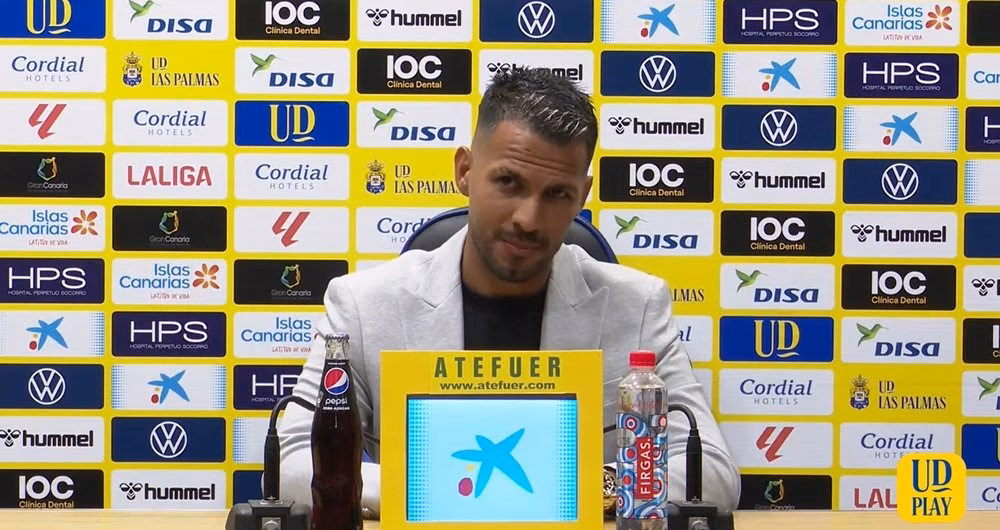 ¿Qué reflexión hizo Jonathan Viera sobre el descenso con Martínez?