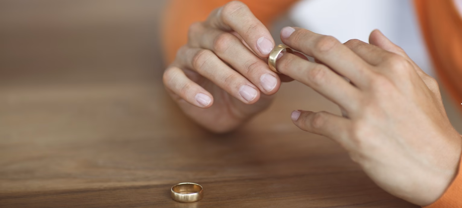 ¿Cuál es la legitimación para ejercitar la acción de nulidad?