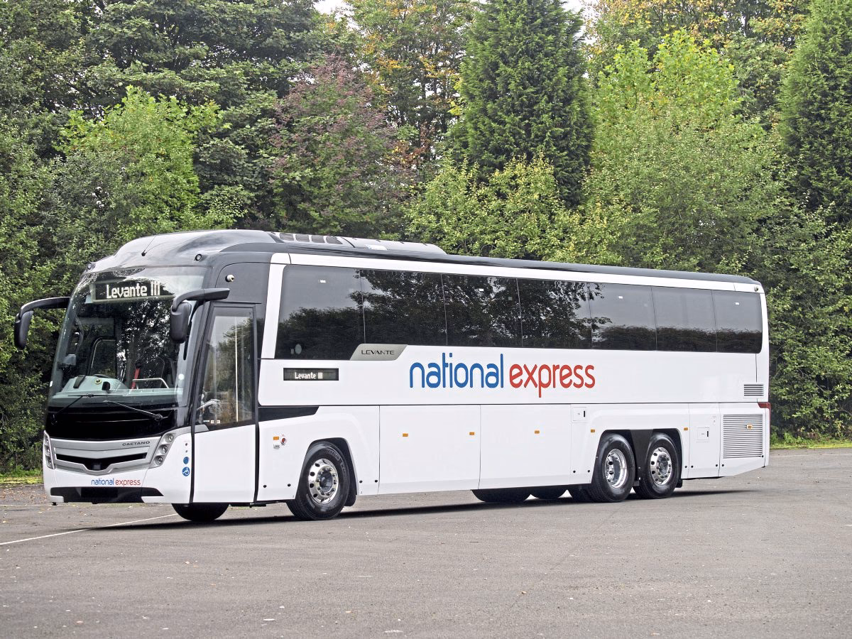 ¿Cómo se llama el nuevo entrenador del Levante?
