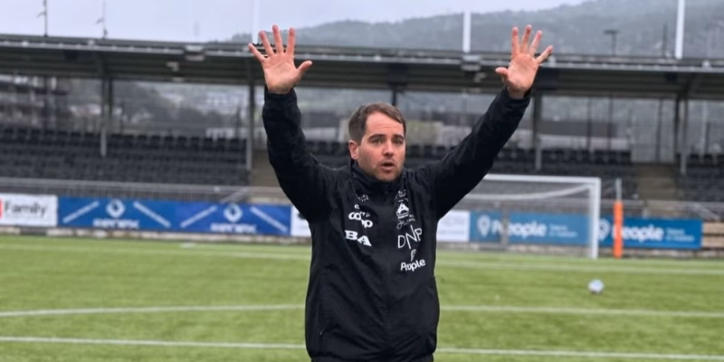 ¿Quién es el entrenador de Carola y Miki?