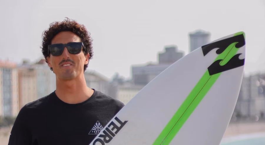 What is a foundation surf coach?