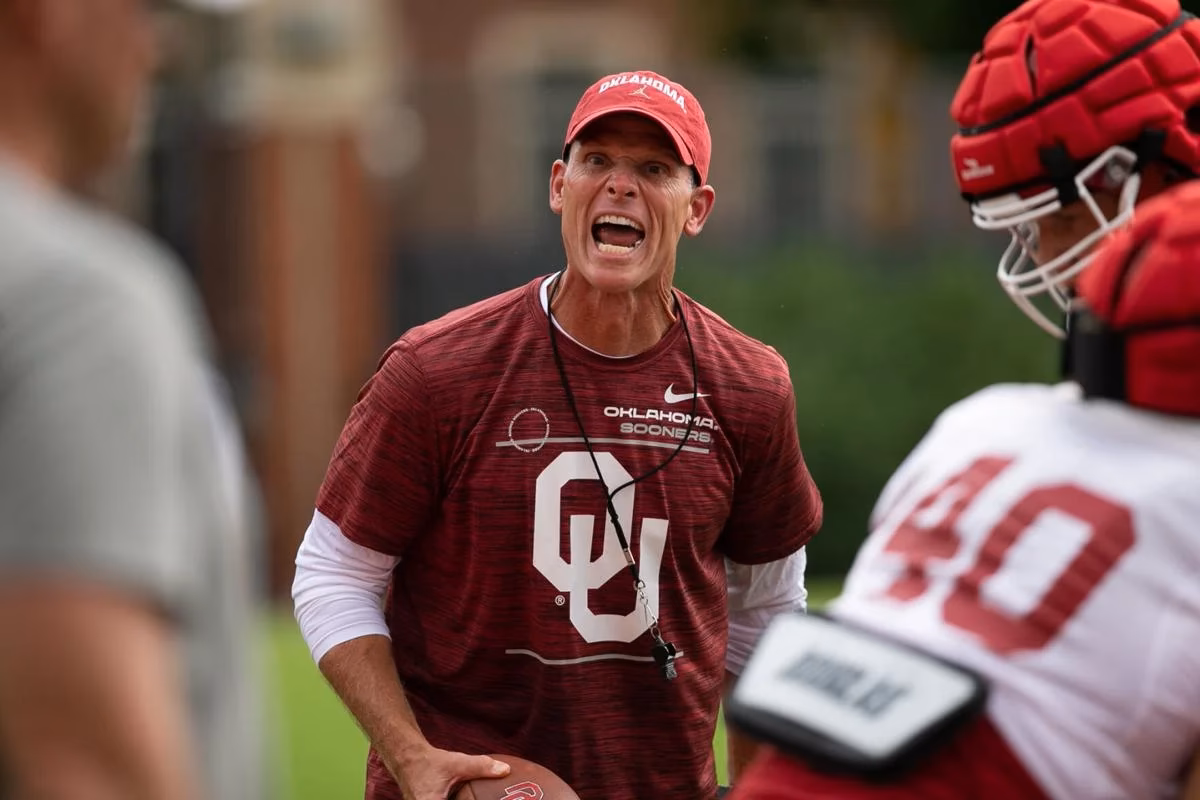 Who is Oklahoma's new offensive coordinator Ben Arbuckle?