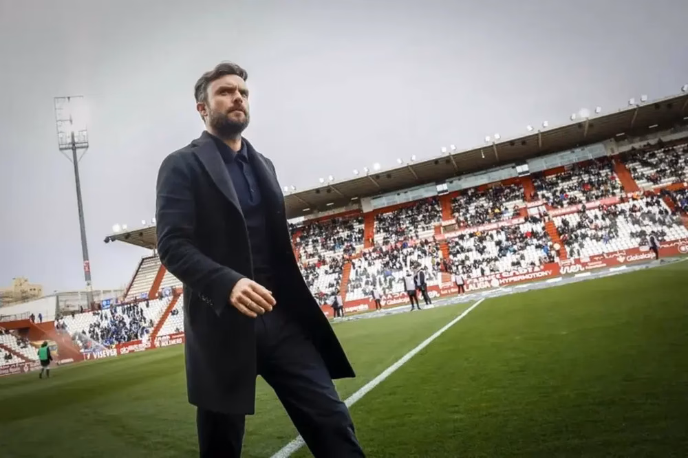 ¿Quién es el entrenador del BSR Amiab Albacete?