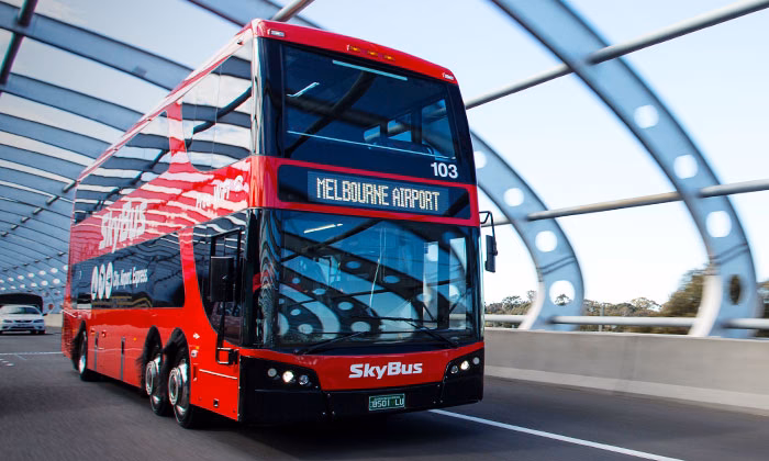 What airports does Skybus service?
