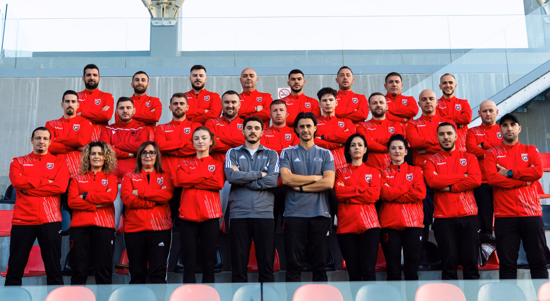 What are the requirements for UEFA B fitness Licence coaching?