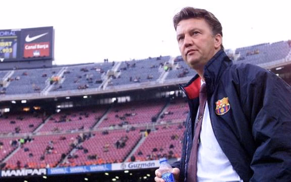 When did van Gaal start coaching?