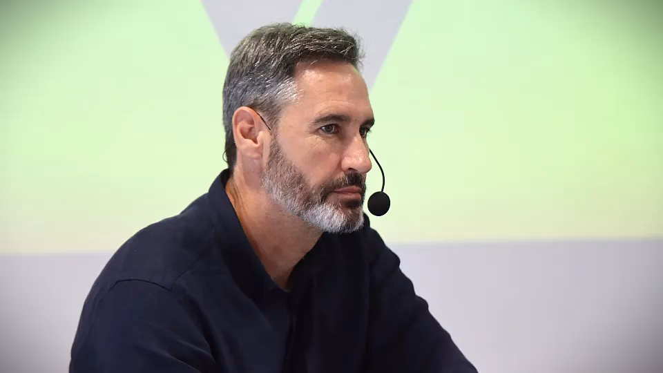 ¿Por qué Vicente Moreno deja el club navarro?